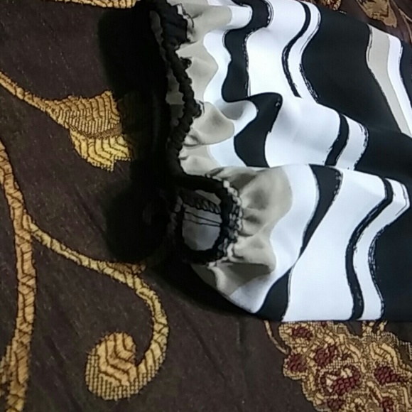 Top - Picture 4 of 4